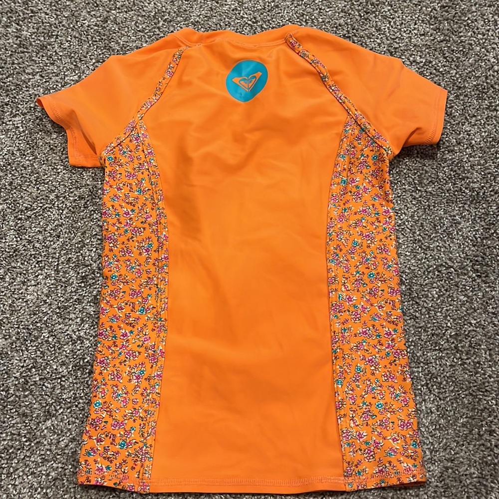 Roxy Rash Guard Top - Picture 3 of 3